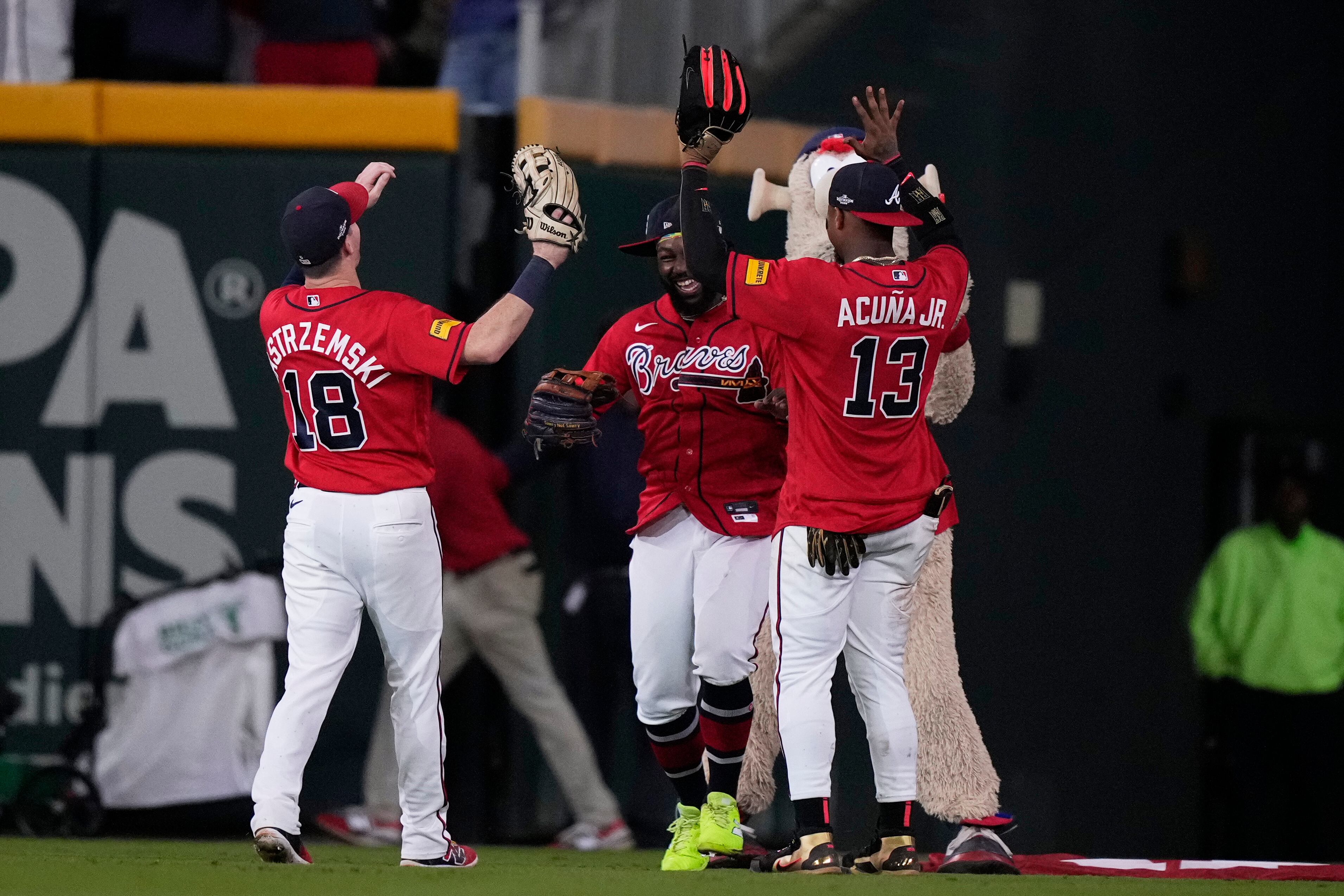 Braves finalize 26-man roster for Dodgers playoff series