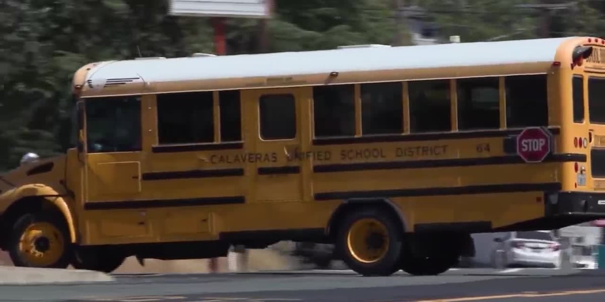 Parent accused of breaking school bus door, climbing inside to confront bus driver
