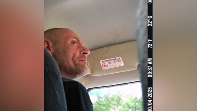 Kenneth Davidson was arrested and charged with first-degree burglary and petit larceny.