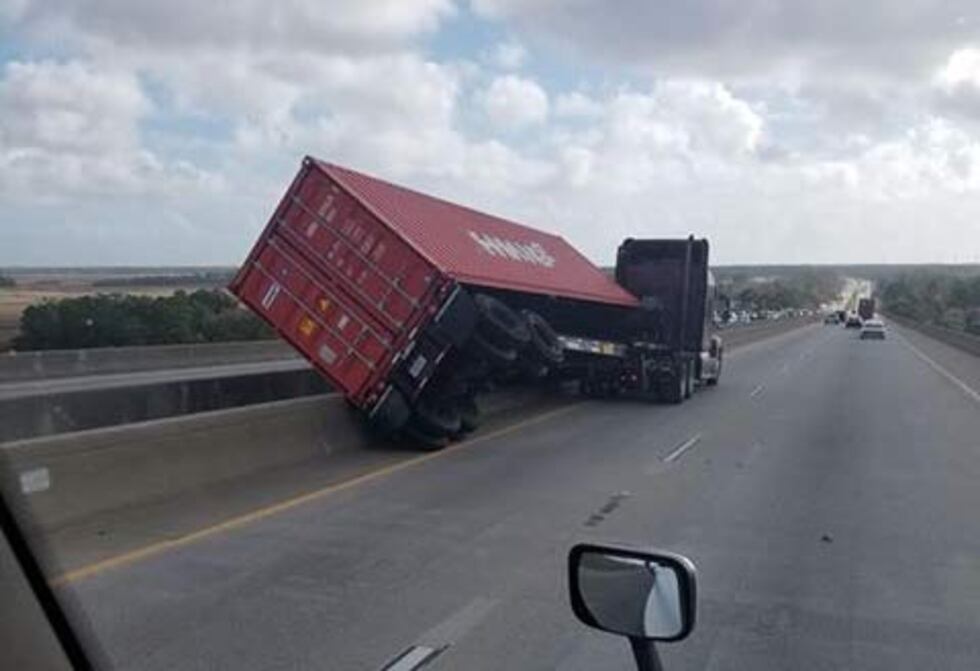 Police say an empty trailer came loose from a truck on the Wando Bridge. (Source: Travis Whatley)
