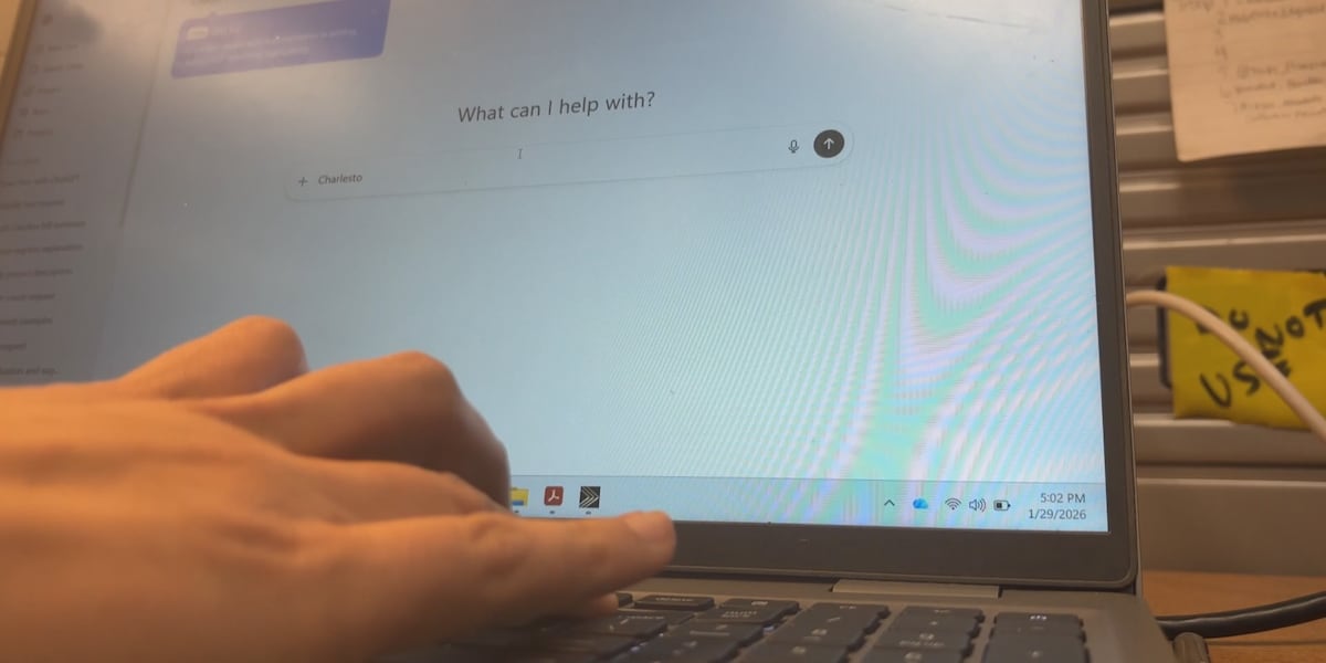 As students return to school, AI takes a seat in Charleston County classrooms As students return to school, AI takes a seat in Charleston County classrooms