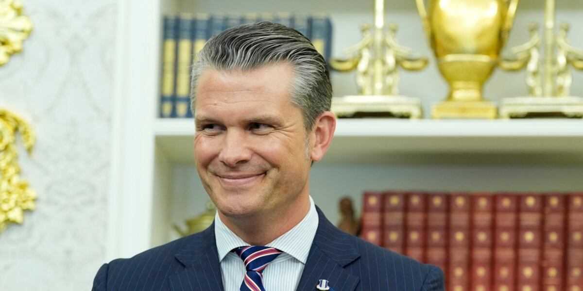 Pentagon Implements New Media Restrictions Requiring Approval for Reports