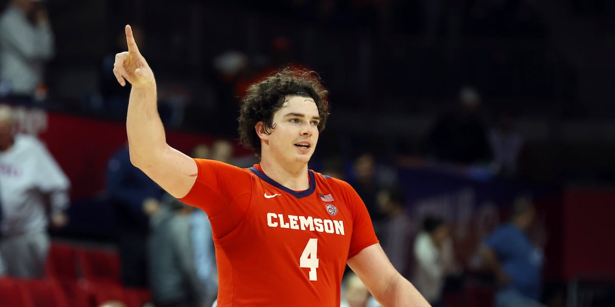 Clemson Football Adds Basketball player Ian Schieffelin to roster