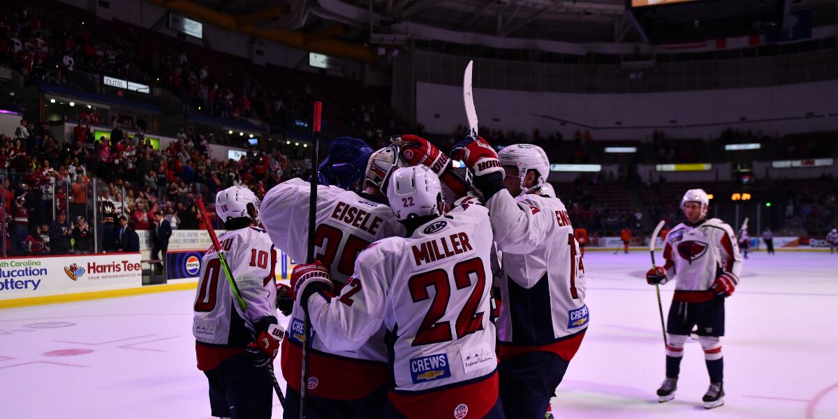 Stingrays shut out Swamp Rabbits on Pucks and Paws Night