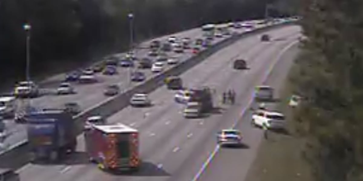 Crews clear I-26 westbound accident near Aviation Avenue exit Crews clear I-26 westbound accident near Aviation Avenue exit